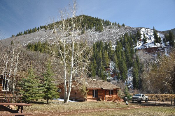 Taylor Creek cabins.  Cabins on the Frying Pan.  Private water fishing with Frying Pan Anglers.